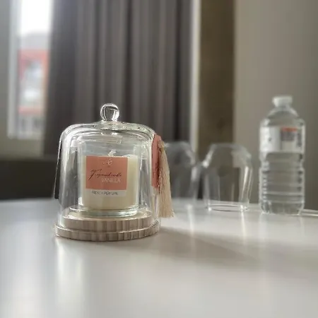 Prachtige In Centrum Met Badkamer ! Apartamento